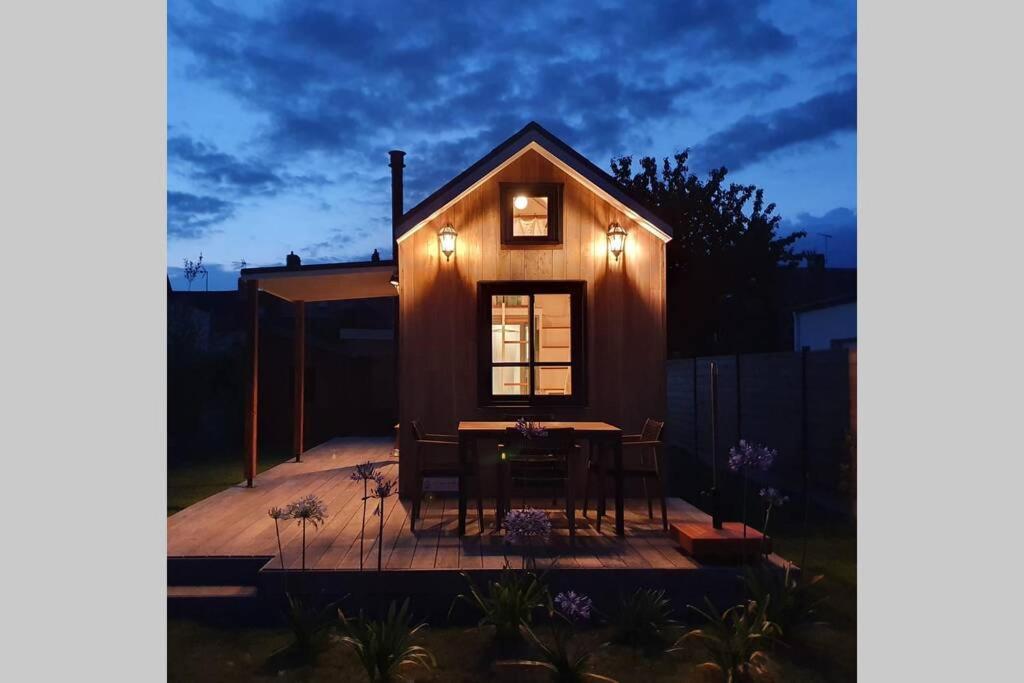 فيلا Tiny House En Baie Du Mont-Saint-Michel دول دي بْروتانْيِ المظهر الخارجي الصورة