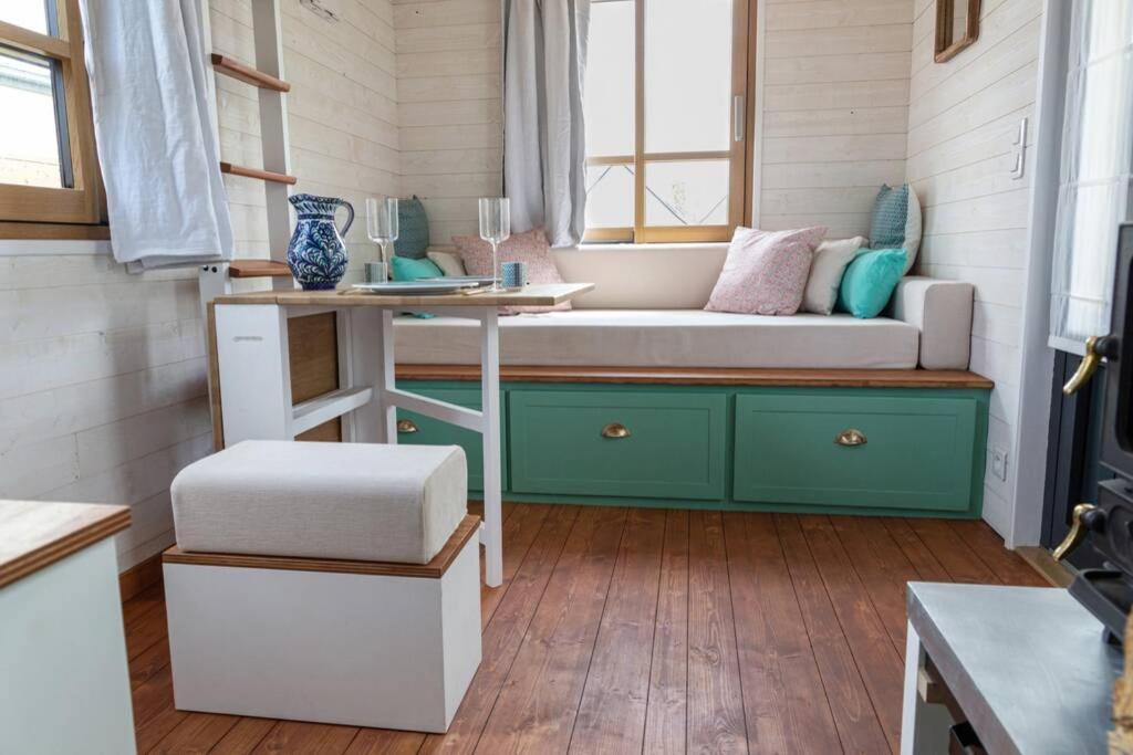فيلا Tiny House En Baie Du Mont-Saint-Michel دول دي بْروتانْيِ المظهر الخارجي الصورة